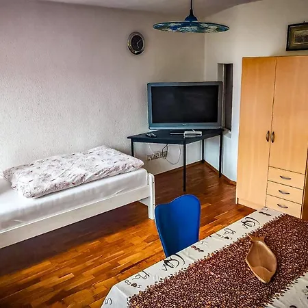 Spreewälder Schwalbenhof - Adlerhorst Apartment Golßen
